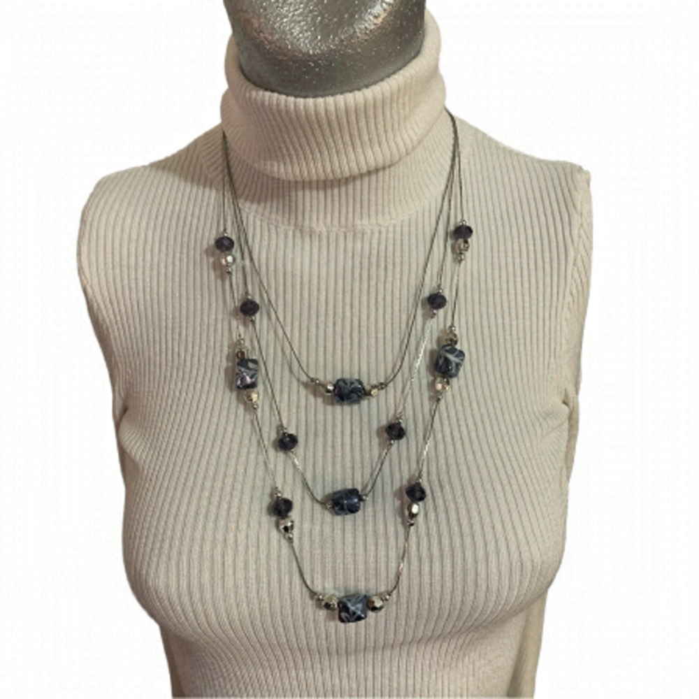 𝅺3-strand Silver & Deep Purple Plum Necklace